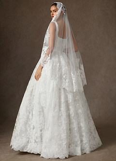 front Lace Mantilla Juliette Fingertip Veil