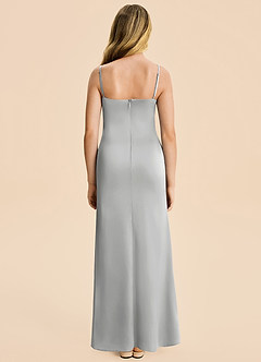 Azazie Rosalia Junior Robe Fourreau en Satin extensible Plissé Argent image2