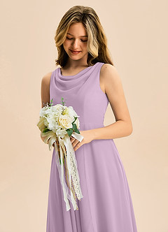 Azazie Mannie Junior Robe Trapèze en Mousseline de soie Plissée Glycine image7