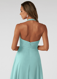 Azazie Tessie Vestidos de damas de honor Vestido de Aqua de Gasa de Corte en A con Cuello en V plisado image4