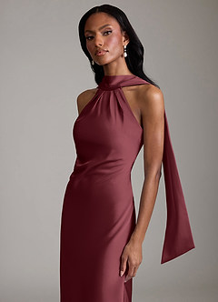 Azazie Cassiana Jurken voor bruidsmeisjes Jurk van Stretch Satijn met Zeemeermin Geplooid Merlot image3