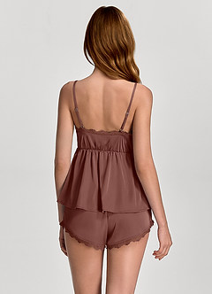 front Ensemble pyjama caraco et short en satin avec col en dentelle et buste à volants