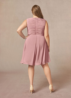 Azazie Theron Mère de la mariée Robes Robe Trapèze en Mousseline de soie Col V plissé Rose Poussiéreuse image7