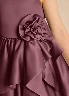 Azazie Hermia Blumenmädchenkleider A-Linie ärmellos Matte Satin Kleid Sangria image6