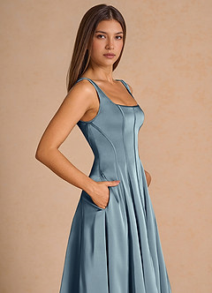 Vestido Azul Pálido Midi Nolia image3