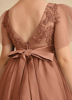 Azazie Queenie Robe Demoiselle D'honneur Fillette Robe Trapèze en Dentelle Bronze image6