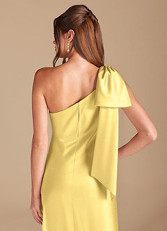 Azazie Capri Brudtärnklänningar Klä av Tubklänning i Metallisk satin Ena axeln Kanariefågel image2