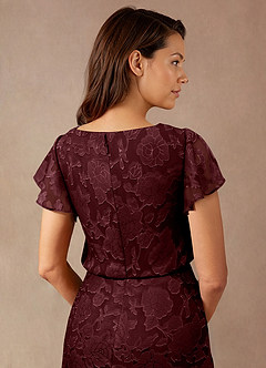 Azazie Lehi vestidos de madre de la novia Vestido de Cabernet de Devorado Floral de Corte En A con Cuello de barco image7