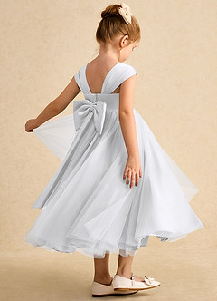 Azazie Chickadee vestidos de niña de las flores Vestido de Blanco de Satin Mate de Princesa con Escote de Corazón image1