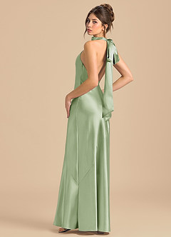 Azazie Velli 신부 들러리 드레스 쉬스 하이넥 메탈릭 새틴 바닥 길이 드레스 image1