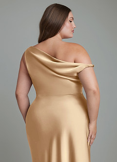 Azazie Emerson Vestidos de damas de honor Vestido Champán de Satén Elástico de Corte Sirena con Hombros descubiertos image13