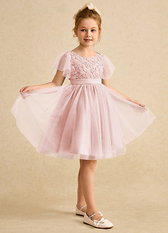 Azazie Queenie Robe Demoiselle D'honneur Fillette Robe Trapèze en Dentelle Rose Pâle image5
