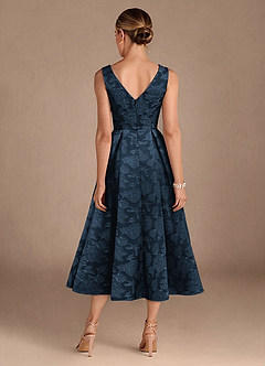 Azazie Fulton Vestidos para mãe da noiva Vestido Azul Marinho de Esgotamento Floral de Linha A com Plissado image3