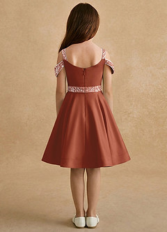 Azazie Judi Jurken voor bloemenmeisjes A-Lijn Jurk van Mat Satijn Kastanjebruin image2