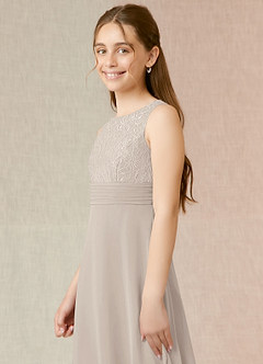 Azazie Snow Junior Abito A-Line in Chiffon Pizzo Gelo image5