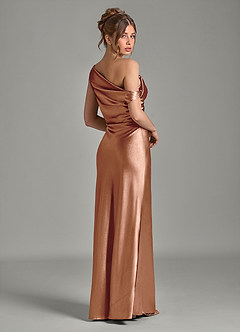 Azazie Emerson Robes de demoiselle d'honneur Robe Sirène en Satiné métallisé Épaule décolletée Bronze image6