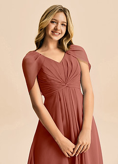 Azazie Emma Junior Robe Trapèze en Mousseline de soie Plissée Auburn image7