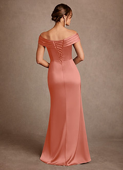 Azazie Bedford Mère de la mariée Robes Robe Fourreau en Satin extensible Plissé Rose Saumon image3