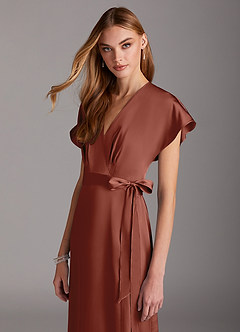 Azazie Nico Robes de demoiselle d'honneur Robe Trapèze en Satin extensible Col en V Auburn image6