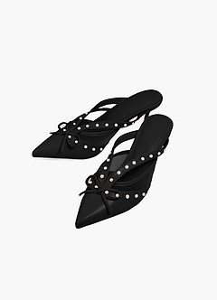 front Pearl and Bow Pointed Toe Kitten Heels