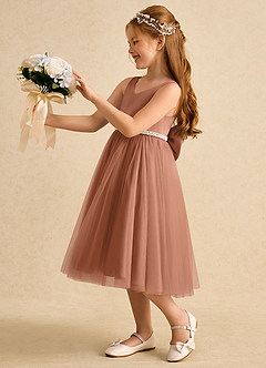 Azazie Firefly Abiti da Ragazza di Fiori Abito A-Line in Raso Opaco Fiocco Bronzo image1