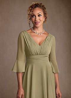 Azazie Eire vestidos de madre de la novia Vestido de Musgo Verde de Gasa de Corte en A con Plisado image5