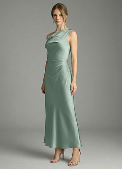 Azazie Emerson Robes de demoiselle d'honneur Robe Sirène en Satin extensible Épaules dénudées Agave image4