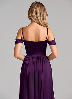 Azazie Raisa Robes de demoiselle d'honneur Robe Trapèze en Satin extensible Épaule décolletée Grain De Raisin image2