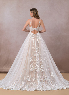 Azazie Devi Vestidos de novia Vestido de Blanco Diamante Nude de Tul de Corte en A con Encaje Cuello V image5