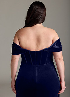 Azazie Jas Robes de demoiselle d'honneur Robe Fourreau Convertible en velours Schulterfreies Korsett Bleu Marine Foncé image16