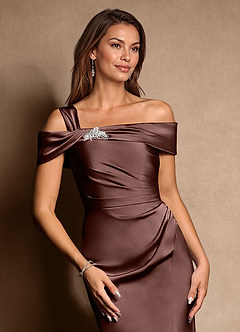 Azazie Altonia Vestidos para mãe da noiva Vestido Café Expresso de Cetim elástico de sereia com Fora do ombro image8