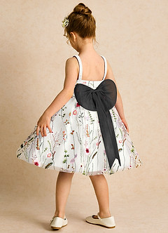 Azazie Peppa Robe Demoiselle D'honneur Fillette Robe Trapèze en Tulle Encolure en Forme de Cœur Ivoire Noir image5