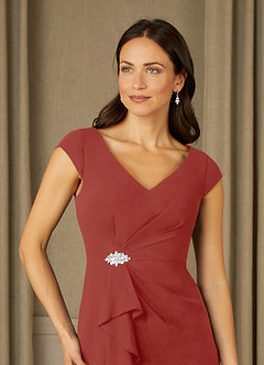 Azazie Nola Mère de la mariée Robes Robe Fourreau en Mousseline de soie Col en V Plissé Terracotta image4