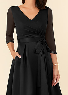 Azazie Maritza Kleider für die Brautmutter A-Linie Plissee Matte Satin Kleid Schwarz image4