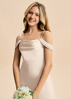 Azazie Lettie Junior A-Linie Schulterfrei Stretch-Satin Kleid Alabaster Weiß image5