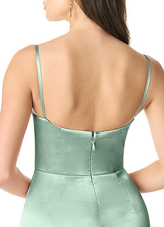 Azazie Liv Vestidos de damas de honor Vestido de Agave de Satén Metálico de Corte Recto Convertible con Vestidos sin tirantes image9