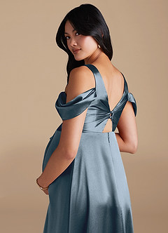 Azazie Rhea Brautjungfernkleider für Schwangere A-Linie Plissee Metallischer Satin Bodenlänge Kleid image4