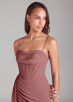 Azazie Amyra Robes de demoiselle d'honneur Robe Fourreau Convertible en Mousseline de soie Épaule décolletée Rose Du Désert image2