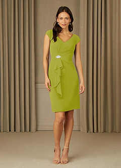 Azazie Nola Mère de la mariée Robes Robe Fourreau en Mousseline de soie Col en V Plissé Citronnelle image1