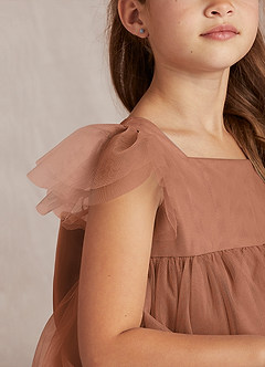 Azazie Kalio Robe Demoiselle D'honneur Fillette Robe Trapèze en Tulle avec manches Bronze image3