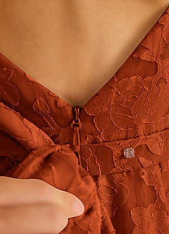 Azazie Pipssy Robe Demoiselle D'honneur Fillette Robe Trapèze en Blumen-Burnout Plissé Paprika image5