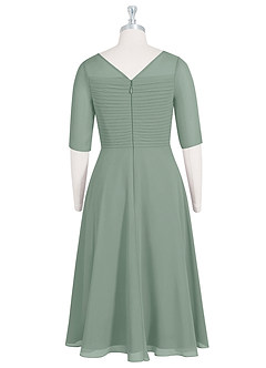 Azazie Naomi Abiti per la Madre della Sposa Abito A-Line in Chiffon Plissettato con Scollo a Barca Salvia Argentata image8