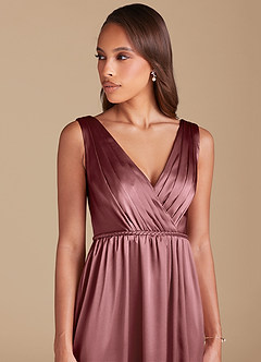 Azazie Tanicia Vestidos de damas de honor Vestido de Malva Vintage de Satén Metálico de Corte en A con Plisado image2