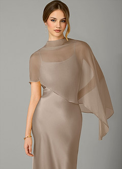 Azazie Jaleesa Robes de demoiselle d'honneur Robe Fourreau en Satin extensible Col haut Taupe image2
