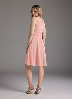 Azazie Shirley Mère de la mariée Robes Robe Trapèze en Mousseline de soie Plissé Scoop Rosette image7