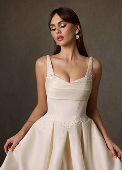 Azazie Zelina Vestidos de novia Vestido de Champán de Satén de Corte en A con Escote de Corazón image7