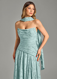 Azazie Gabriela 신부 들러리 드레스 A라인 스트랩리스 플로럴 번아웃 바닥 길이 드레스 image8