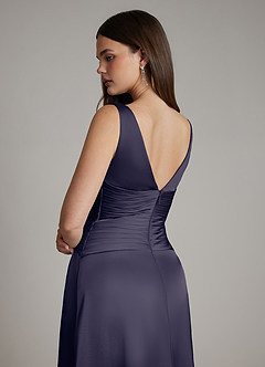 Azazie Pauline Robes de demoiselle d'honneur Robe Trapèze en Satin extensible Plissée Bleu Orageux image4