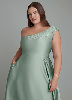 Azazie Melanie Robes de demoiselle d'honneur Robe Trapèze en Satin extensible Épaules dénudées Agave image12
