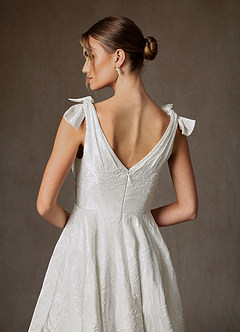 Azazie Korina Bröllopsklänningar Klä av A-Linje i Blommig Jacquard Diamantvit image6